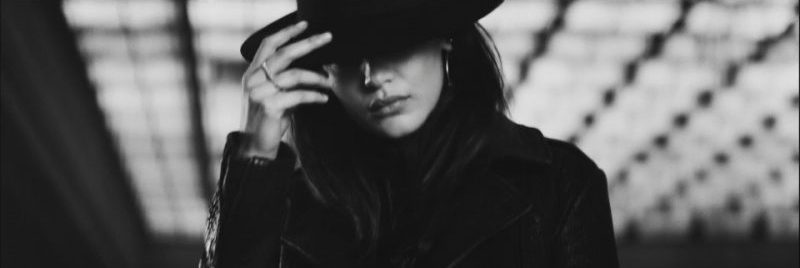 Joes Jeans - Bella Hadid